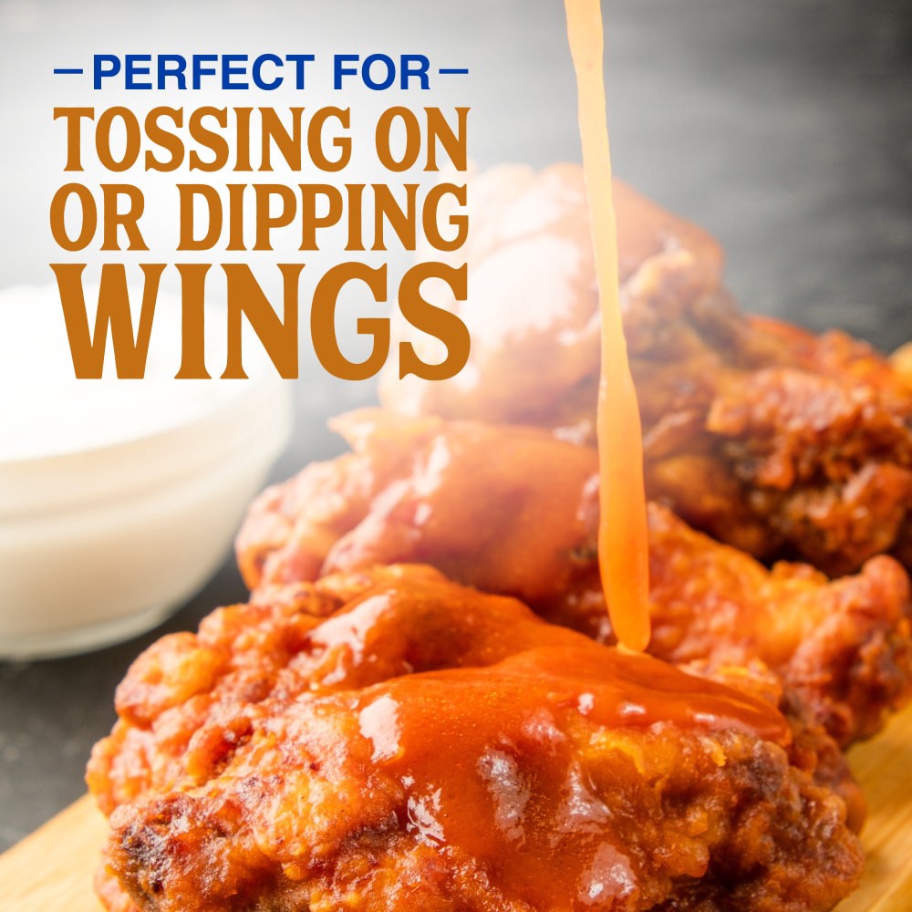 slide 2 of 3, Kroger Medium Buffalo Wing Sauce, 12 fl oz