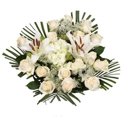 Bloom Haus™ Lovely Rose Bouquet - White