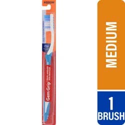 Kroger® Gem Grip® Diamond Head Toothbrush with Medium Bristles, 1 count