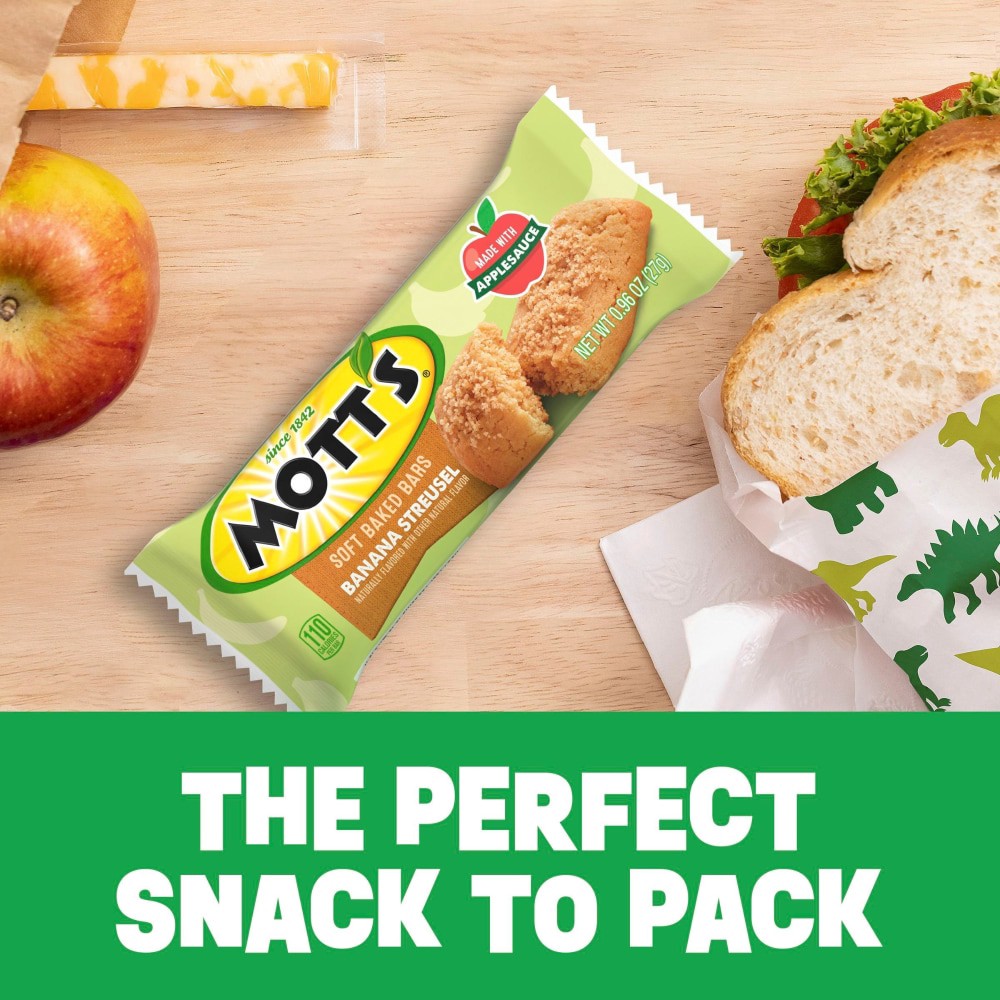 slide 3 of 6, Mott's Soft Baked Bars, Banana Streusel, Made With Applesauce, 6 Count, 5.76 oz, 6 ct