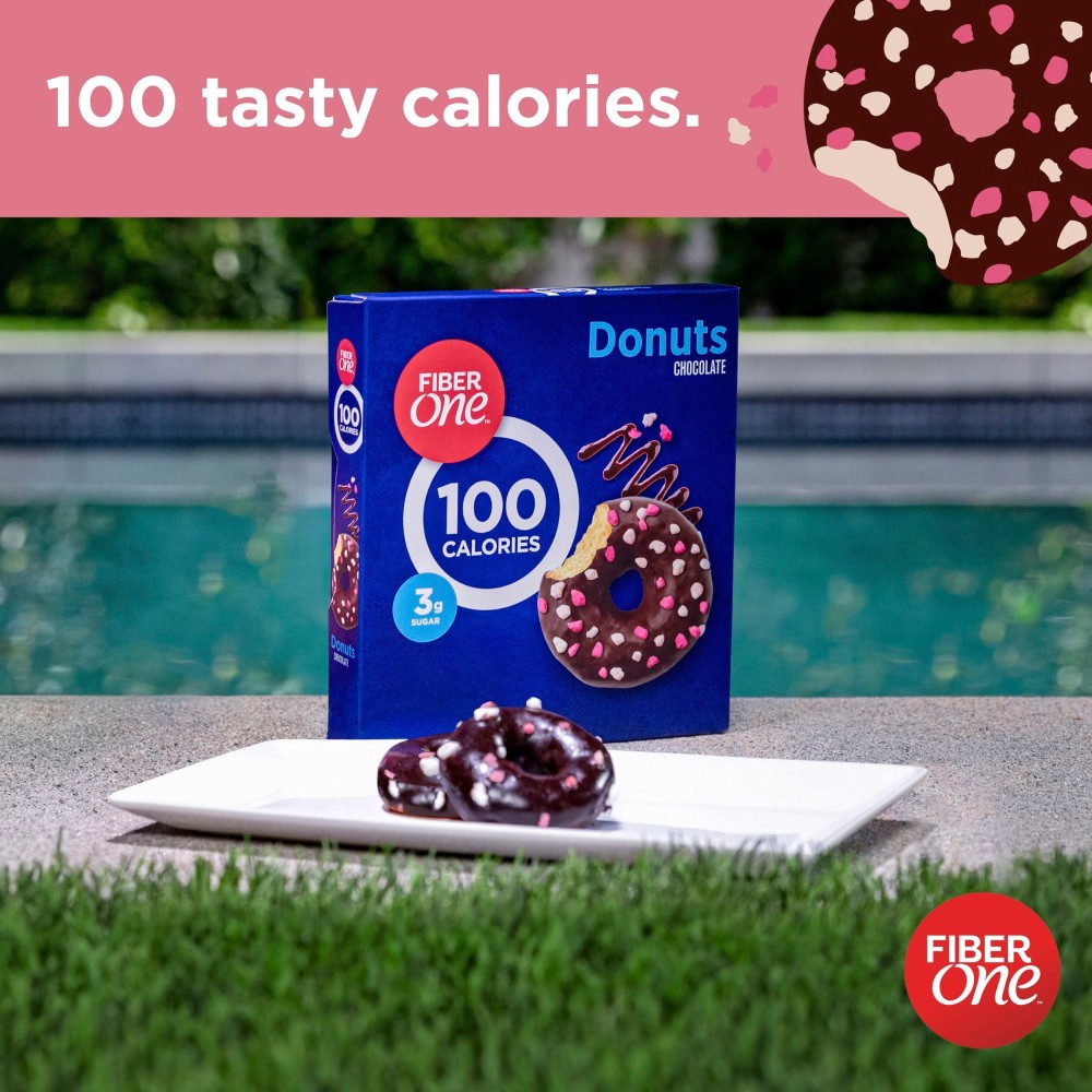slide 4 of 6, Fiber One Chocolate Donuts 4 Count, 3.28 OZ, 4 ct