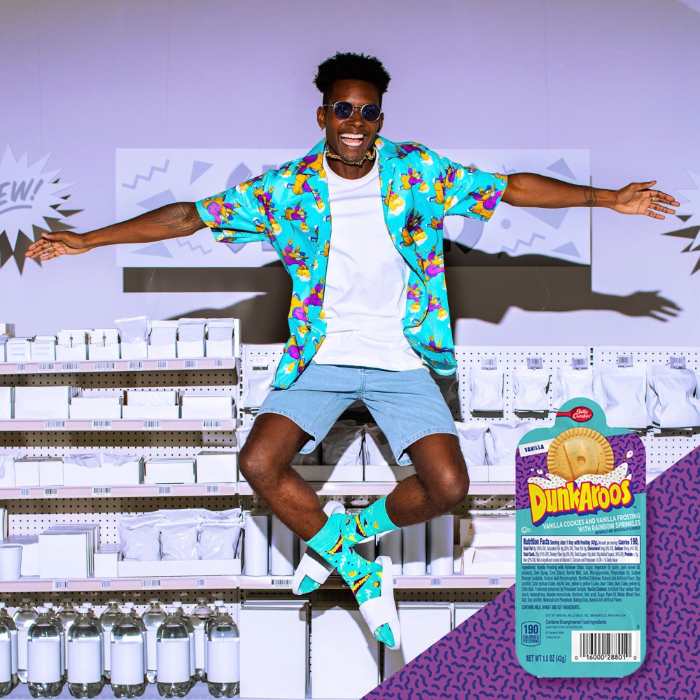 slide 4 of 6, Dunkaroos Vanilla Cookies and Vanilla Frosting, Rainbow Sprinkles, 1.5 oz, 1.5 oz