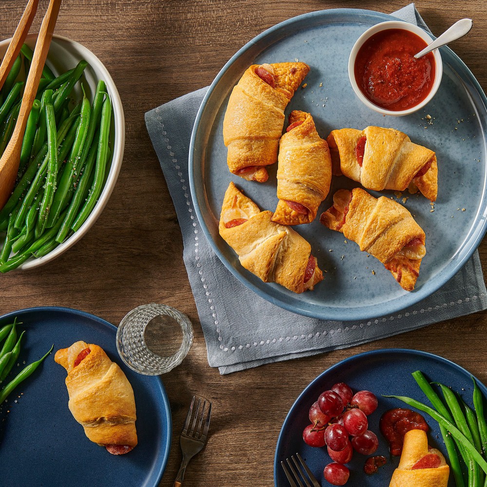 slide 2 of 6, Pillsbury Honey Butter Crescent Rolls, Dough, 8 Rolls, 8 oz, 8 ct