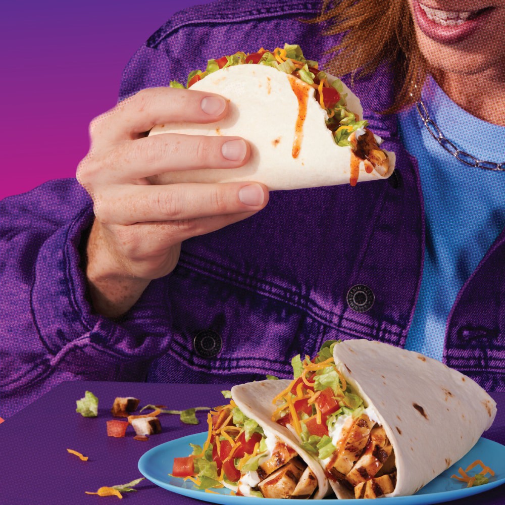 slide 5 of 6, Taco Bell Soft Taco Cravings Kit with 10 Soft Tortillas, Taco Bell Mild Sauce & Seasoning- 14.8 oz, 14.8 oz