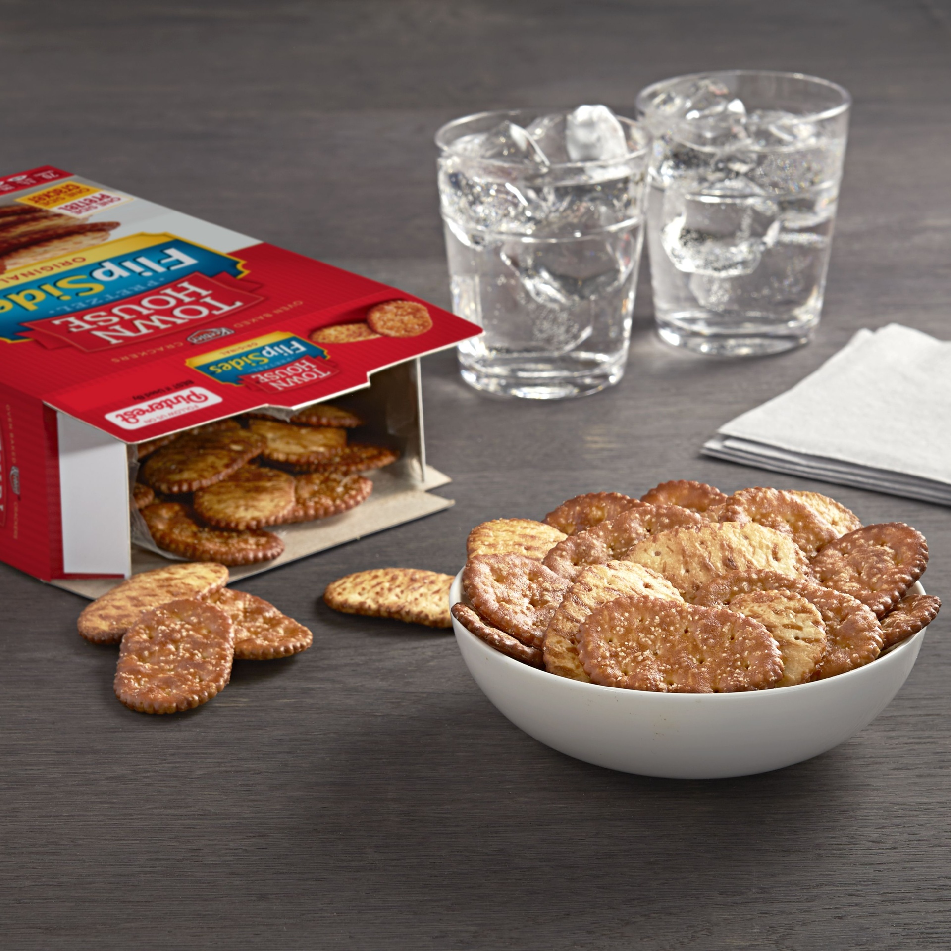 slide 2 of 7, Town House FlipSides Original Oven Baked Crackers, 9.2 oz