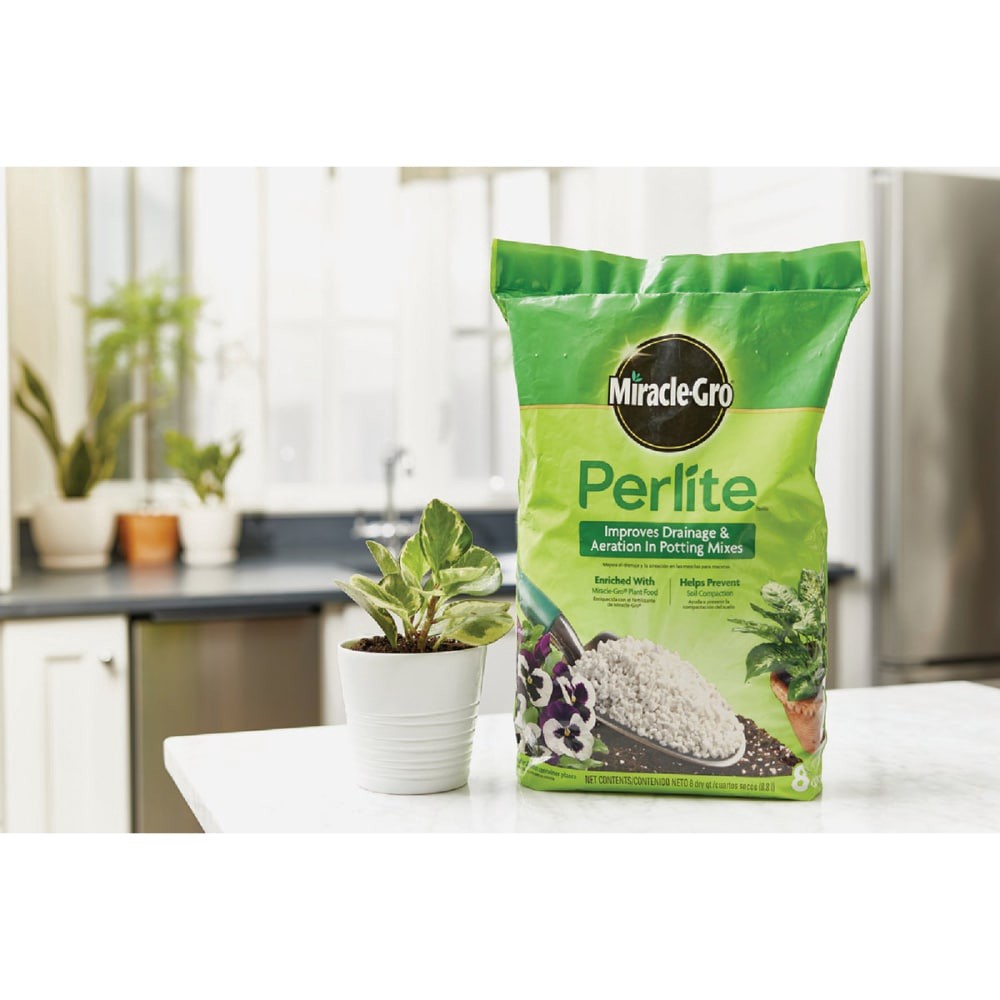 slide 6 of 6, Miracle-Gro Perlite, 8 qt