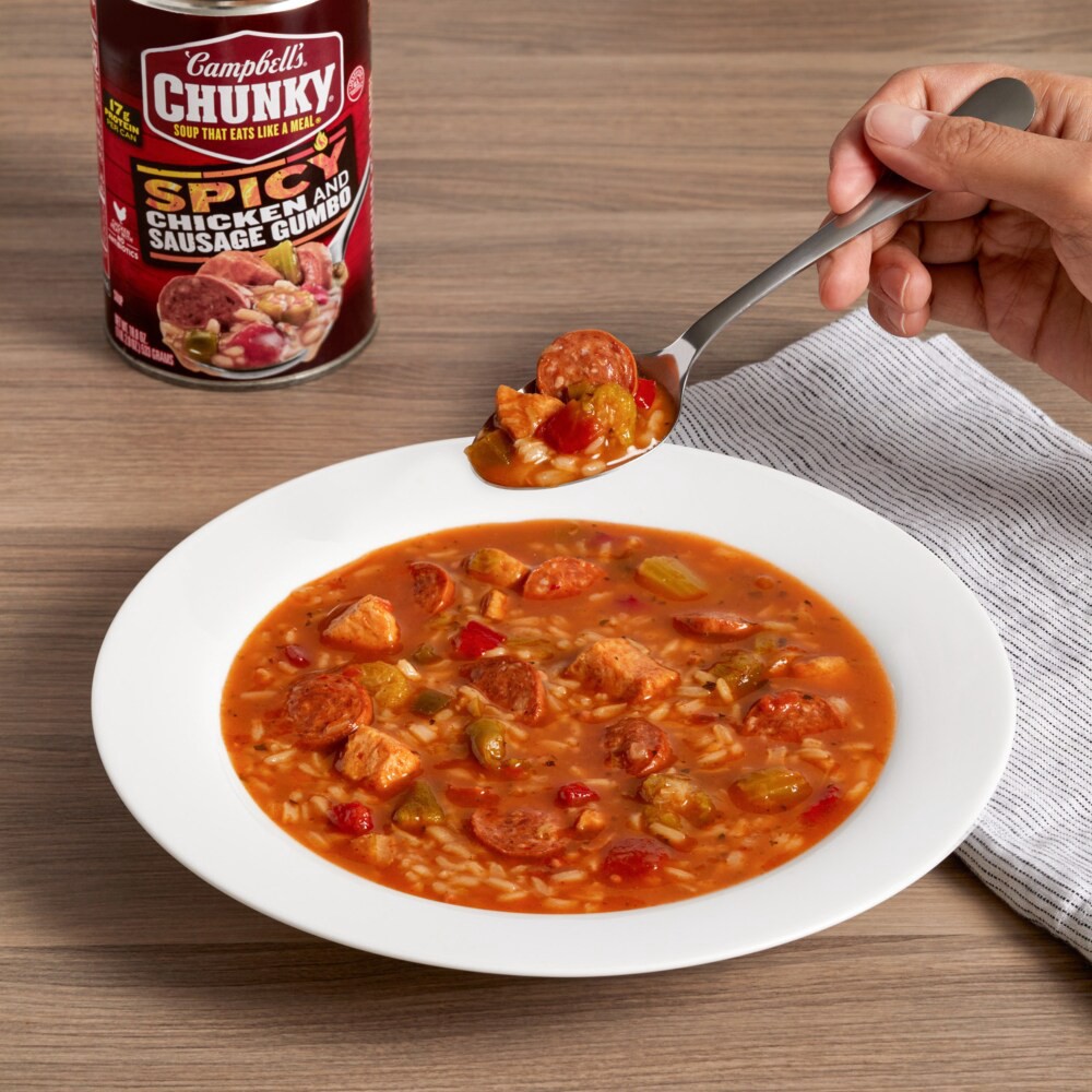 slide 4 of 6, Campbell's Spicy Chicken and Sausage Gumbo, 18.800 oz