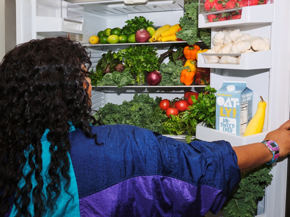 slide 6 of 6, Oatly Unsweetened Oatmilk - 64 fl oz, 64 fl oz