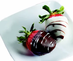Chocolate Covered Strawberries, 1 ct