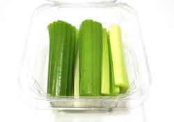 Fresh Cut Celery Sticks Medium