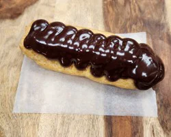 Redners Chocolate Eclairs 6 Oz