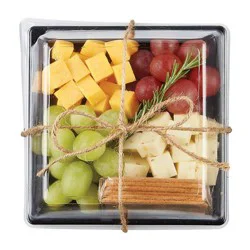 Fruit & Formage Plate 1 Ea