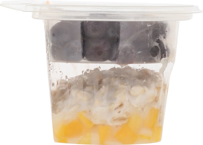 slide 3 of 5, Del Monte On-The-Go Oats Mango, 5.5 oz