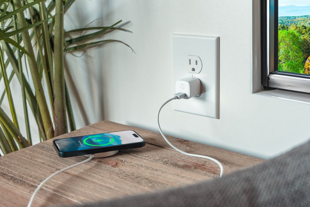 slide 4 of 5, Nimble Subnano 20W Pd Wall Charger With Usb-C Port - White, 1 ct