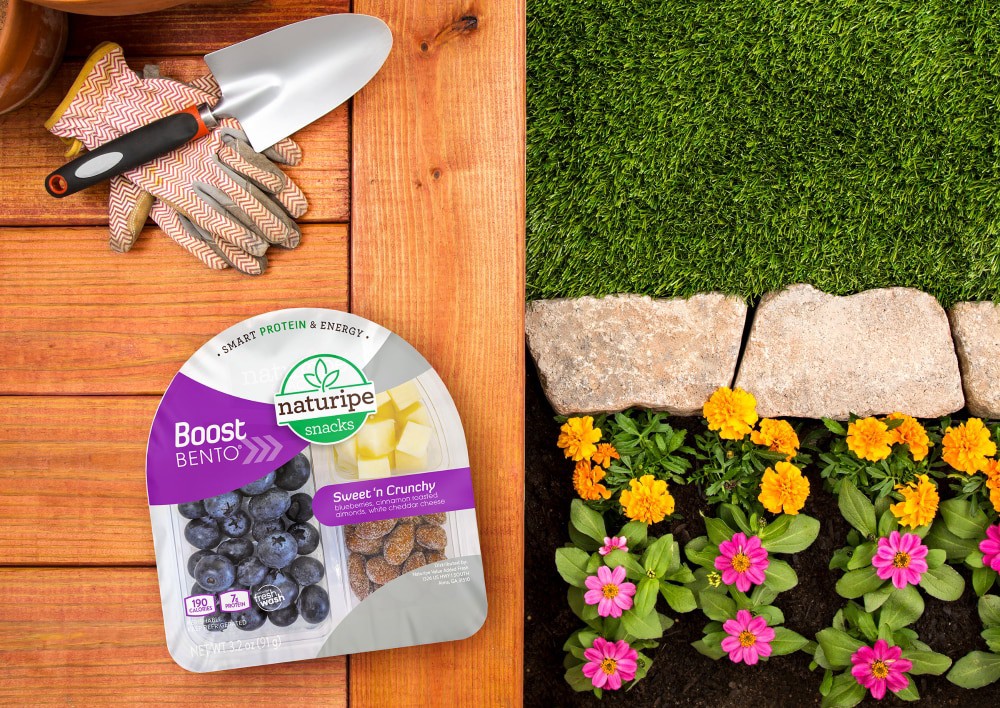 slide 3 of 5, Naturipe Snacks Sweet & Crunchy Boost Bento - 3.2 OZ, 3.2 oz