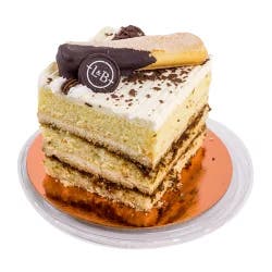 L&B Tiramisu Shortcake Square