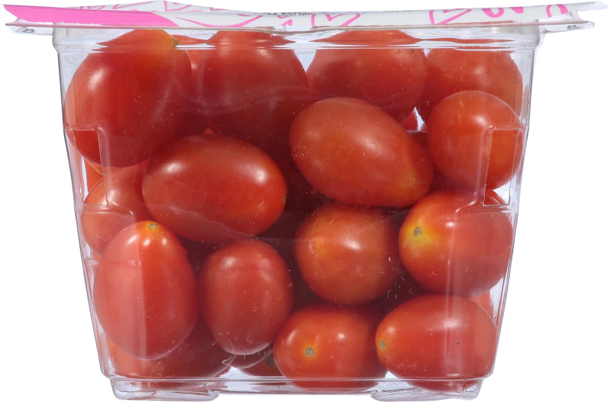 slide 7 of 12, O Orgnc Tomatoes Lip Smackn Red Grape, 1 pint