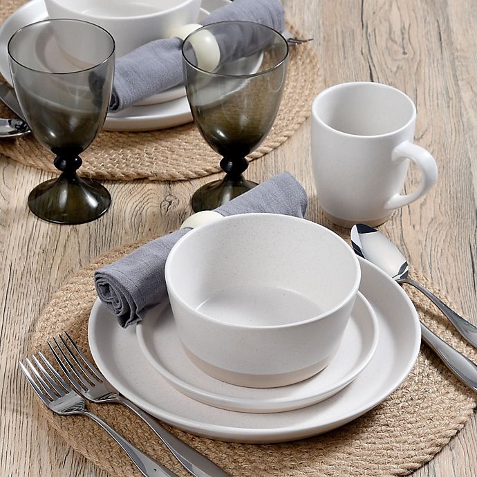 slide 6 of 6, Pfaltzgraff Hudson16-Piece Dinnerware Set - White, 16 ct