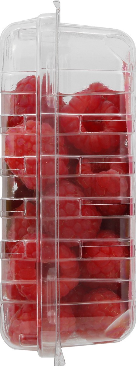 slide 2 of 9, GreenBelle Organic Raspberries 170 gr, 170 g