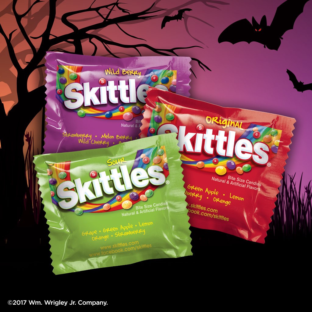 slide 5 of 5, Skittles Fun Size Original, Wild Berry & Sour Bite Size Candies 22.5 oz. Pack, 22.5 oz