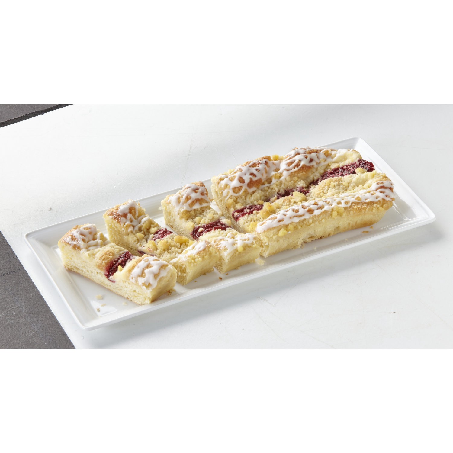slide 1 of 1, Cub Raspberry Sweetdough Coffeecake, 17 Ounce, 17 oz