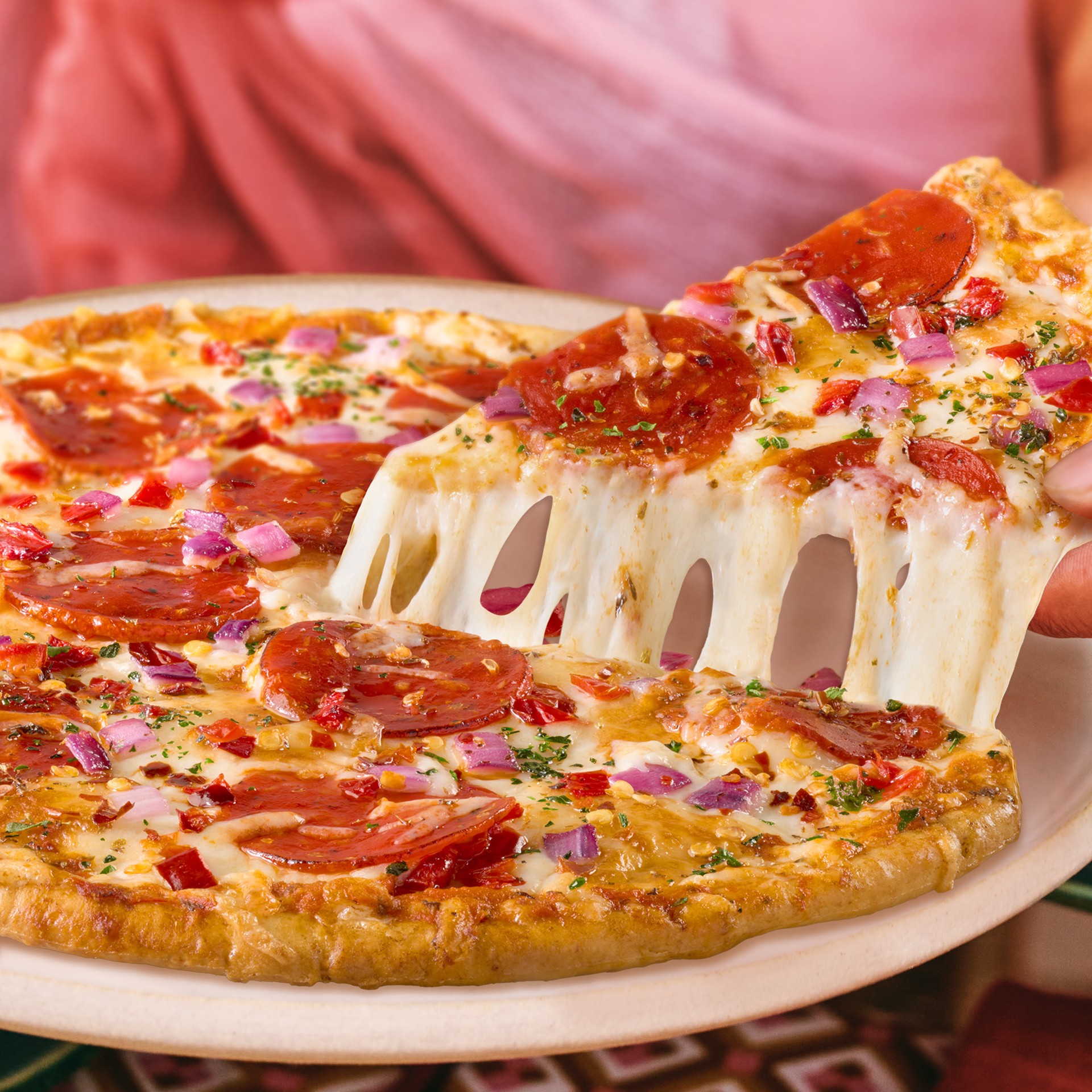 slide 6 of 7, Daiya Meatless Spicy Salami Pizza, 13 oz