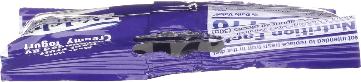 slide 6 of 11, Welch's Blueberry-Acai Fruit 'N Yogurt Snacks 4 Oz, 4 oz