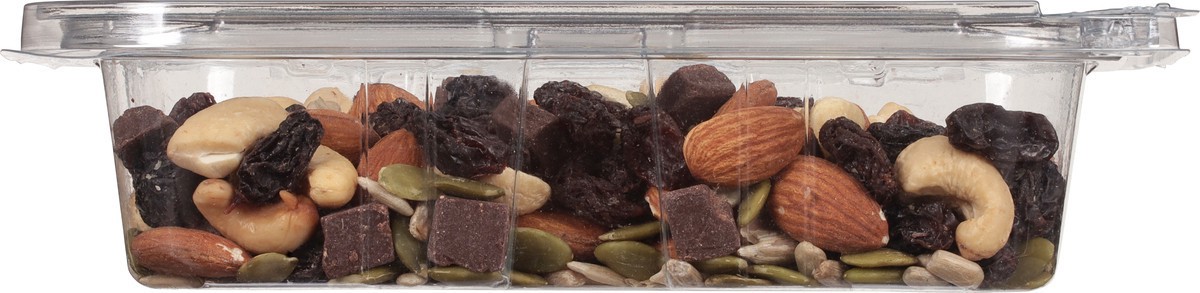 slide 10 of 14, UNFI Chocolate Chunk Mix 9 oz, 9 oz