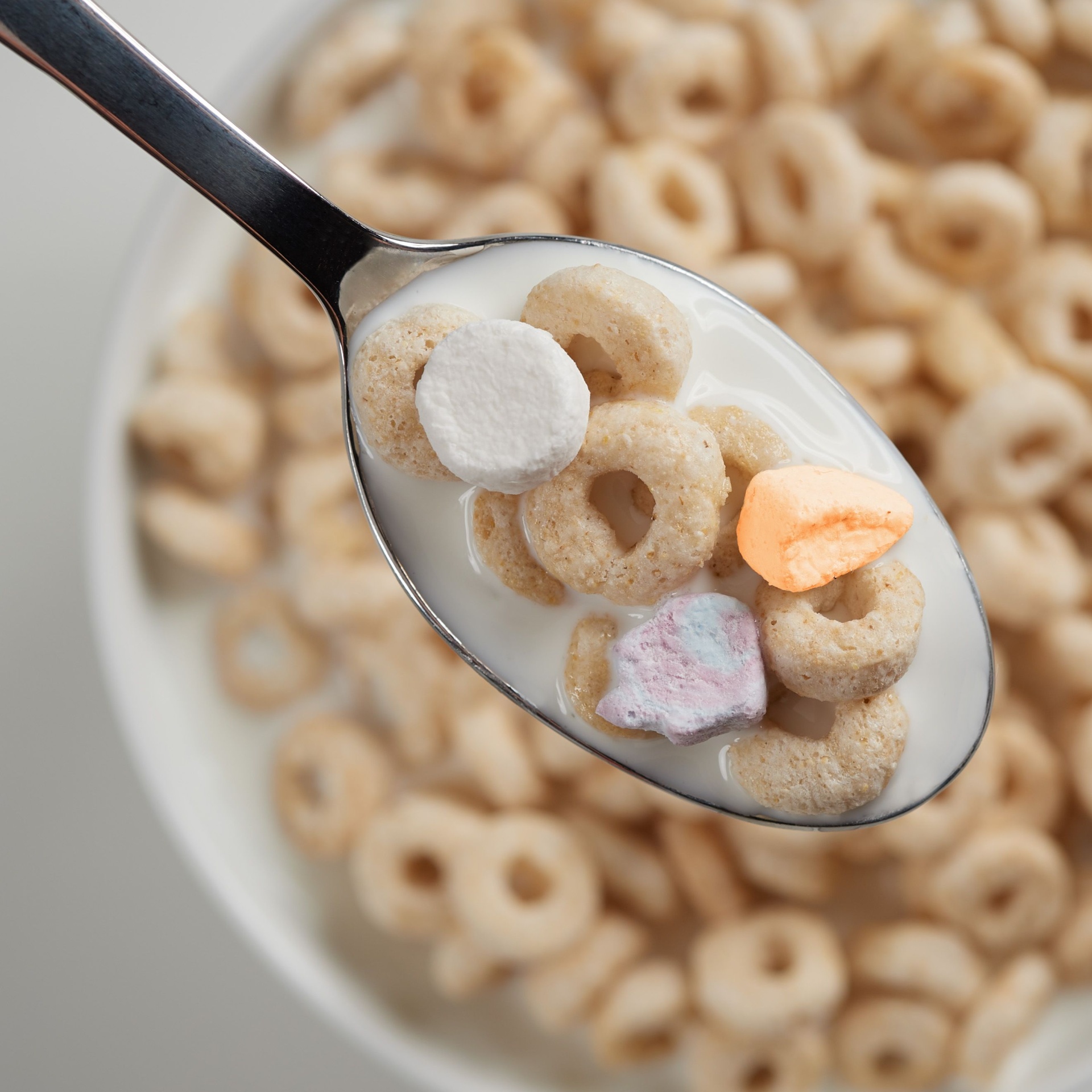 slide 5 of 7, Kellogg's FROZEN Sweetened cereal with Marshmallows, 12.5 oz