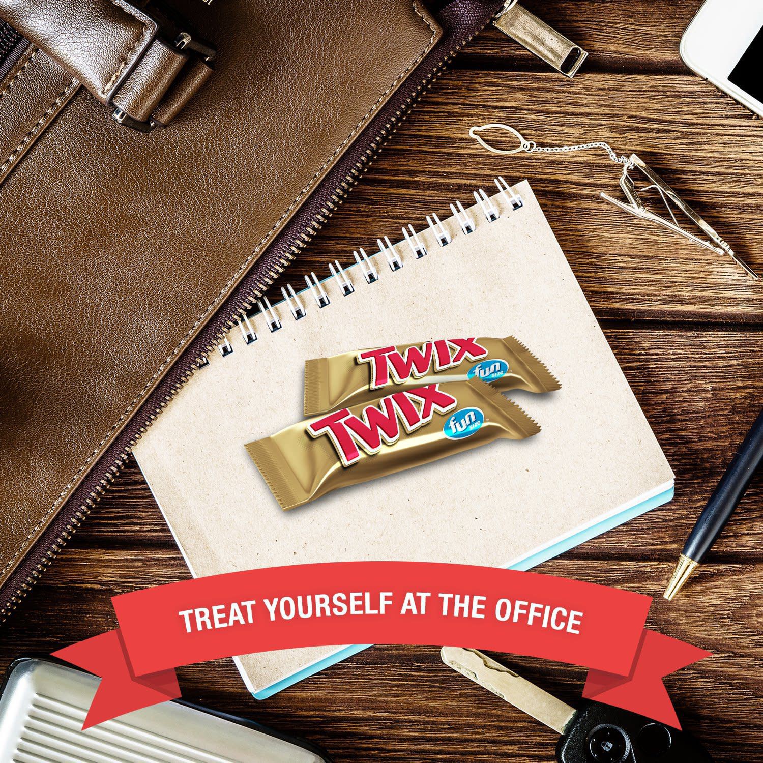 slide 4 of 5, TWIX Fun Size Caramel Chocolate Cookie Candy Bar Bulk Pack, (Pack of 5) - 2.65 oz, 2.65 oz