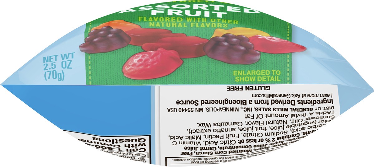 slide 9 of 13, Mott's Assorted Fruit Flavored Snacks, 2.5 oz