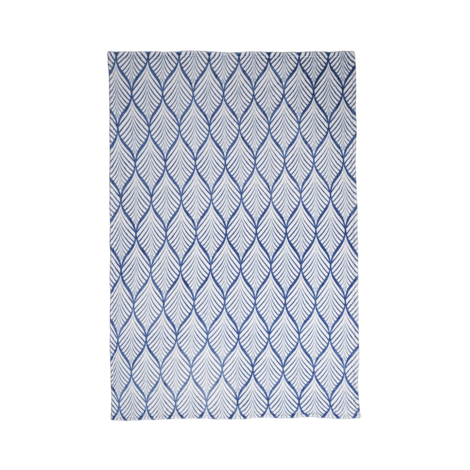 slide 2 of 3, WAYLAND SQUARE Plush Printed Flannel Throw, 1 ct