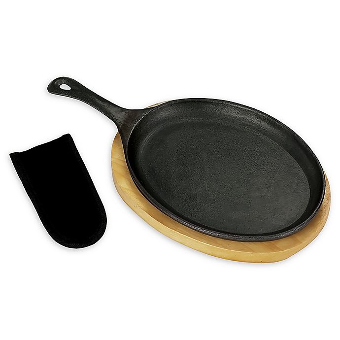 slide 1 of 1, Bayou Classic Cast Iron Fajita Pan with Wooden Trivet, 1 ct