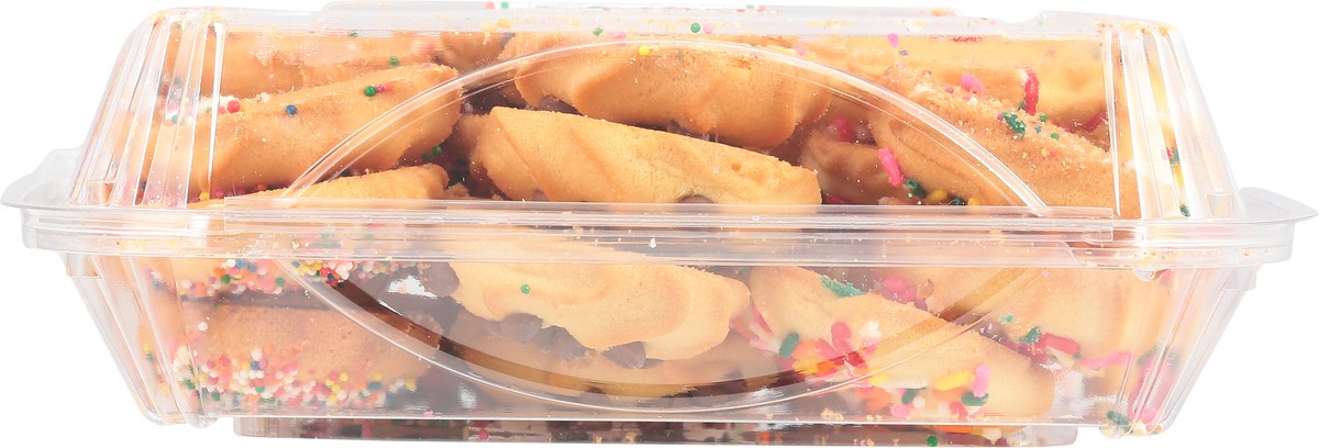 slide 8 of 13, Leonard Novelty Bakery Kid's Favorites Assortment Sweet Breads 16 oz, 16 oz