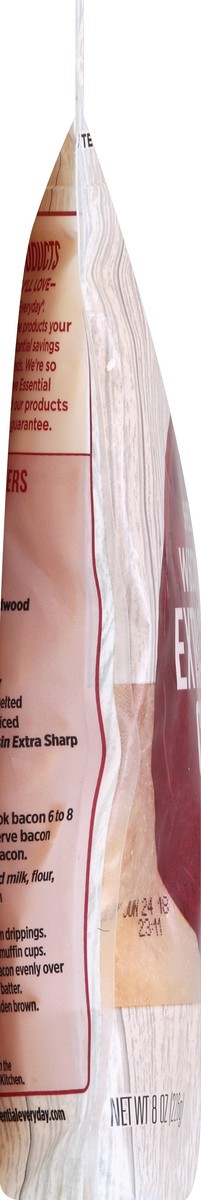 slide 4 of 6, Essential Everyday Cheese, Wisconsin Extra Sharp Cheddar, Classic Cut, 8 Ounce, 8 oz