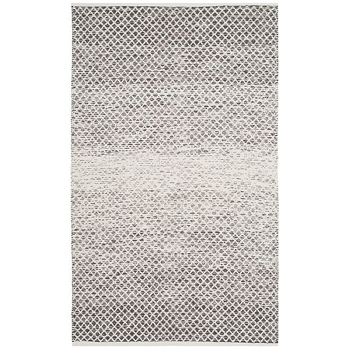 slide 1 of 1, Safavieh Montauk Phoenix Rug - Light Grey, 4 ft x 6 ft