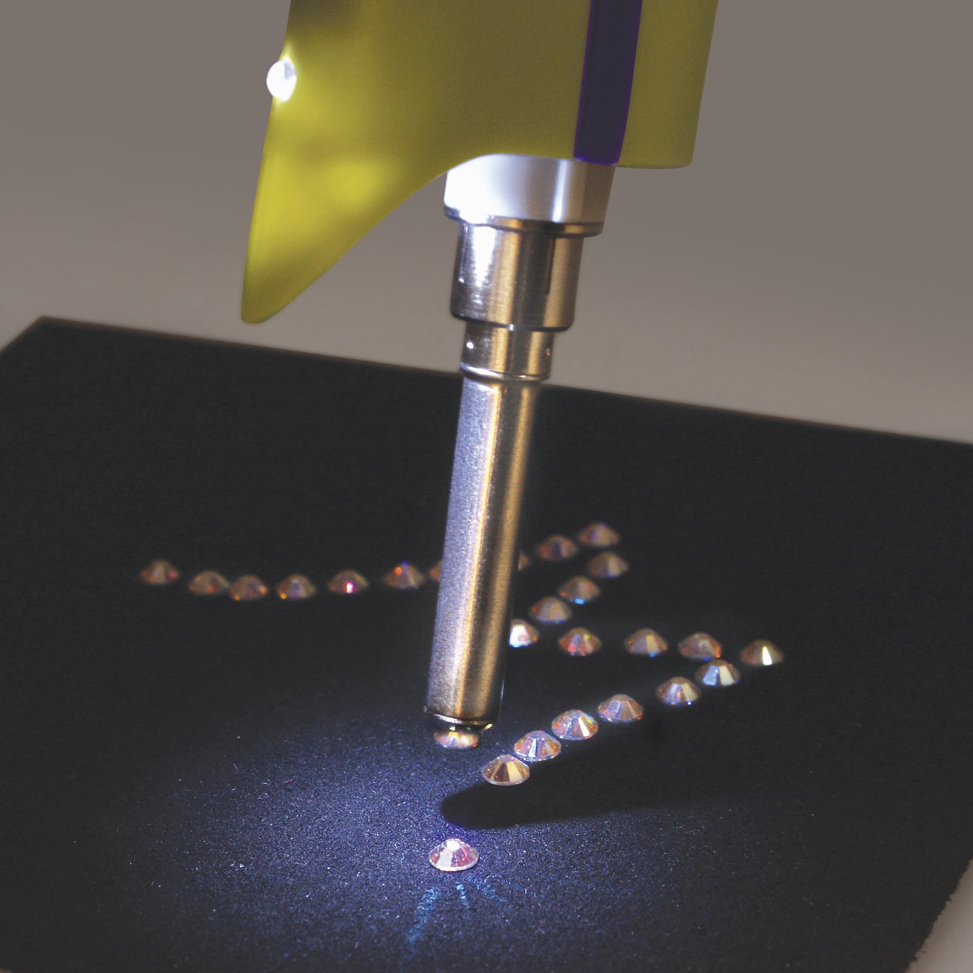 slide 3 of 7, The Beadsmith Hot Fx Cordless Vacuum Hotfix Applicator, 9 in x 3.25 in