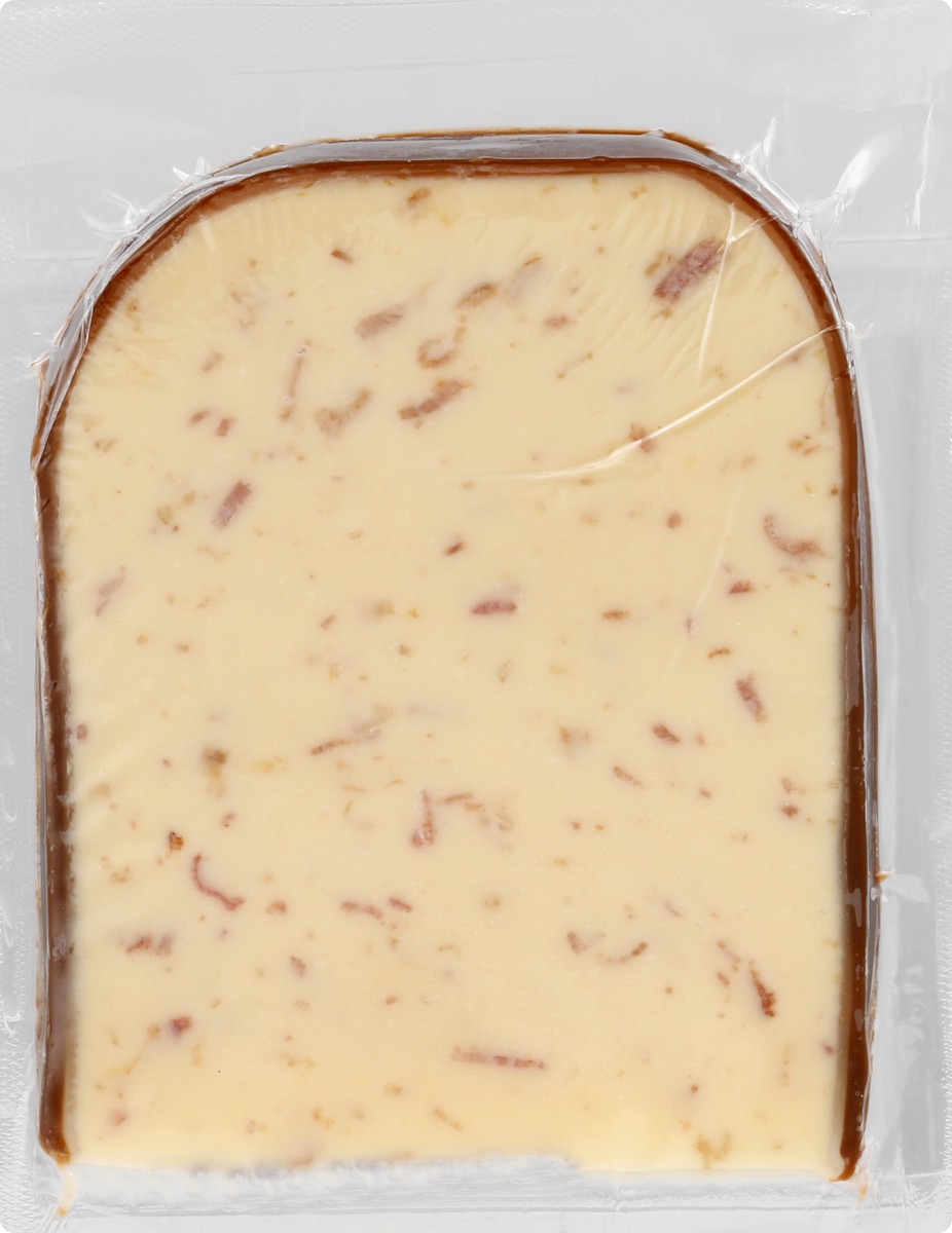 slide 8 of 8, Yancey's Fancy Inc. Yanceys Fancy Maple & Bacon Pasteurized Process Cheddar Cheese, 7.6 oz