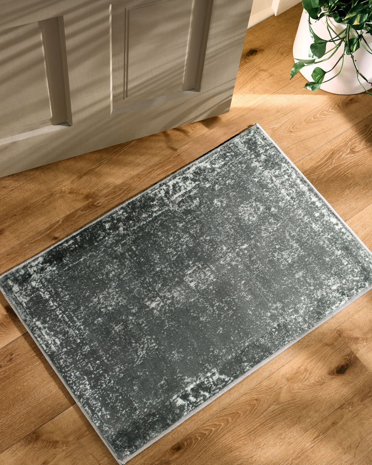 slide 5 of 5, Monte Carlo Charcoal 24"x 35" Accent Rug, 24 in x 35 in