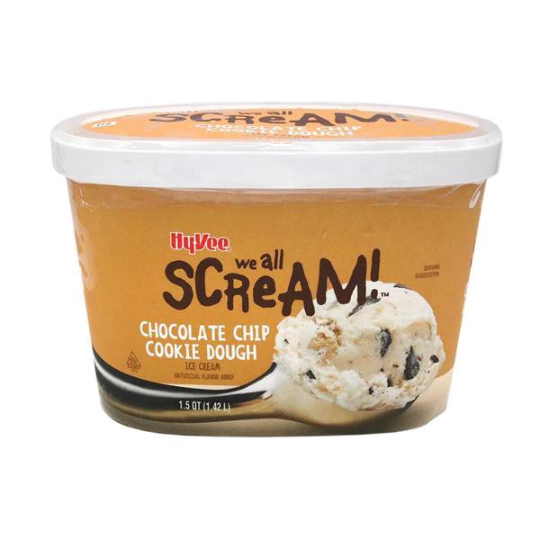 slide 1 of 1, Hy-Vee We All Scream Chocolate Chip Cookie Dough, 1.5 qt