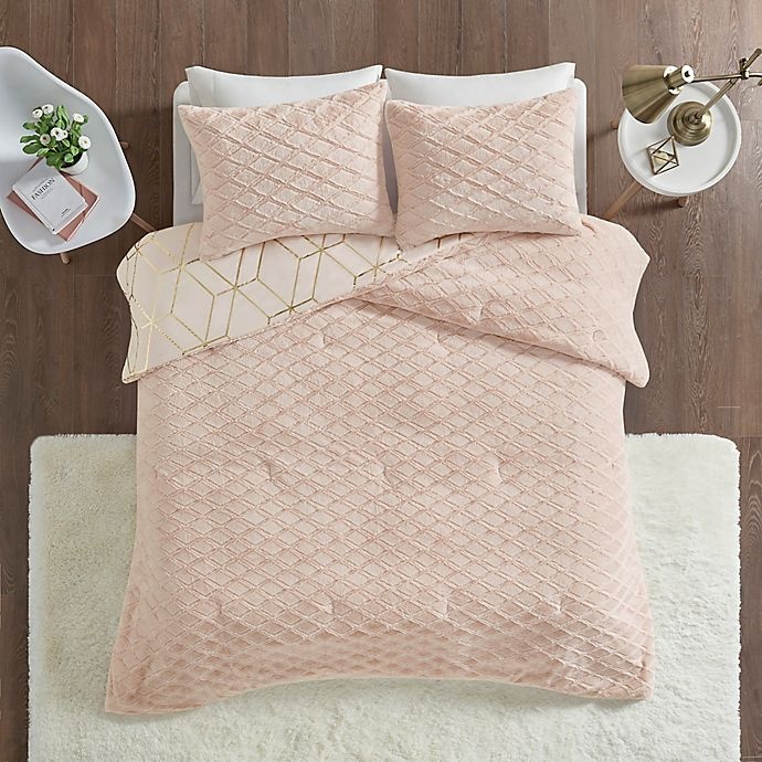 slide 4 of 10, Intelligent Design Ainsley Metallic Print Reversible King Comforter Set - Blush, 3 ct