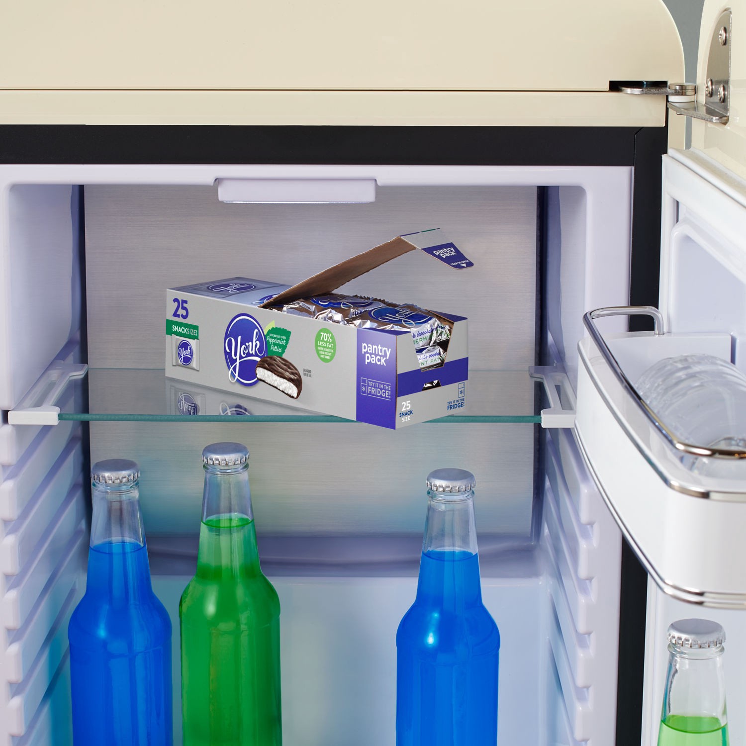 slide 3 of 8, York Dark Chocolate Snack Size Peppermint Patties, Candy Pantry Pack, 15 oz (25 Pieces), 15 oz