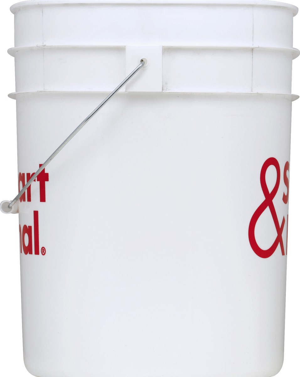 slide 3 of 6, Smart & Final Bucket, 1 ct