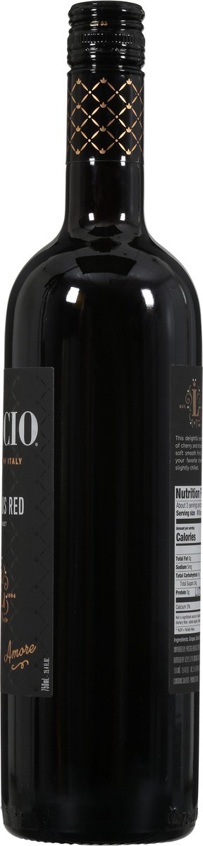 slide 9 of 9, Luccio Luscious Red, 750 ml