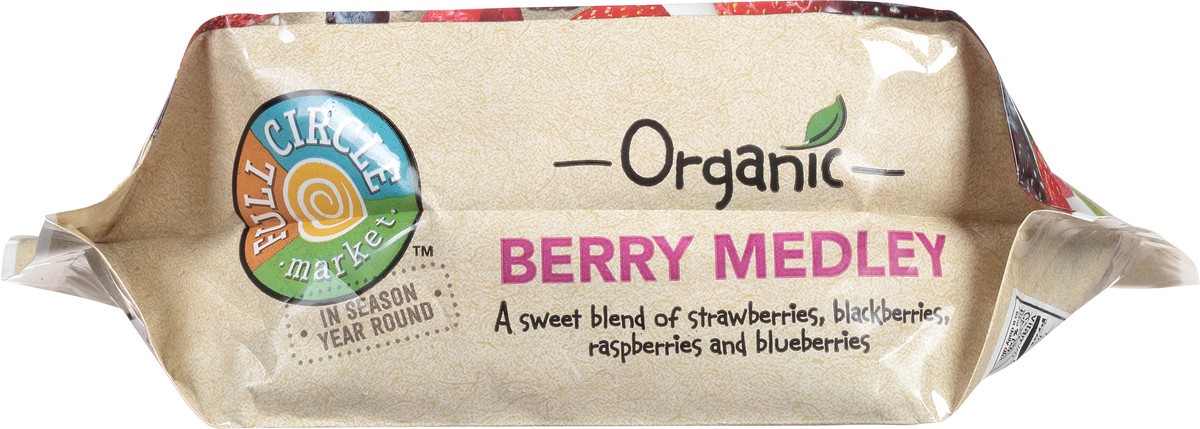 slide 4 of 9, Full Circle Market Organic Unsweetened Berry Medley 10 oz, 10 oz