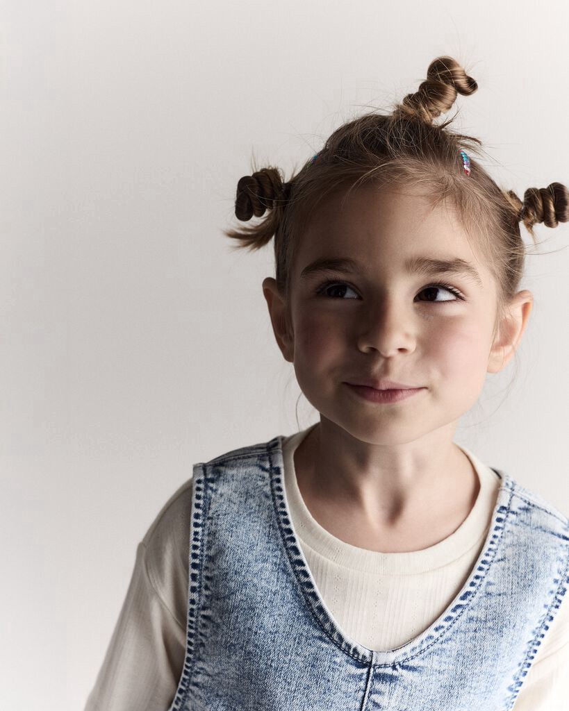 slide 4 of 6, Otteravenue Toddler Girl Otter Pocket Denim Jumper in Avenue Wash - Blue Blue 4T, 1 ct