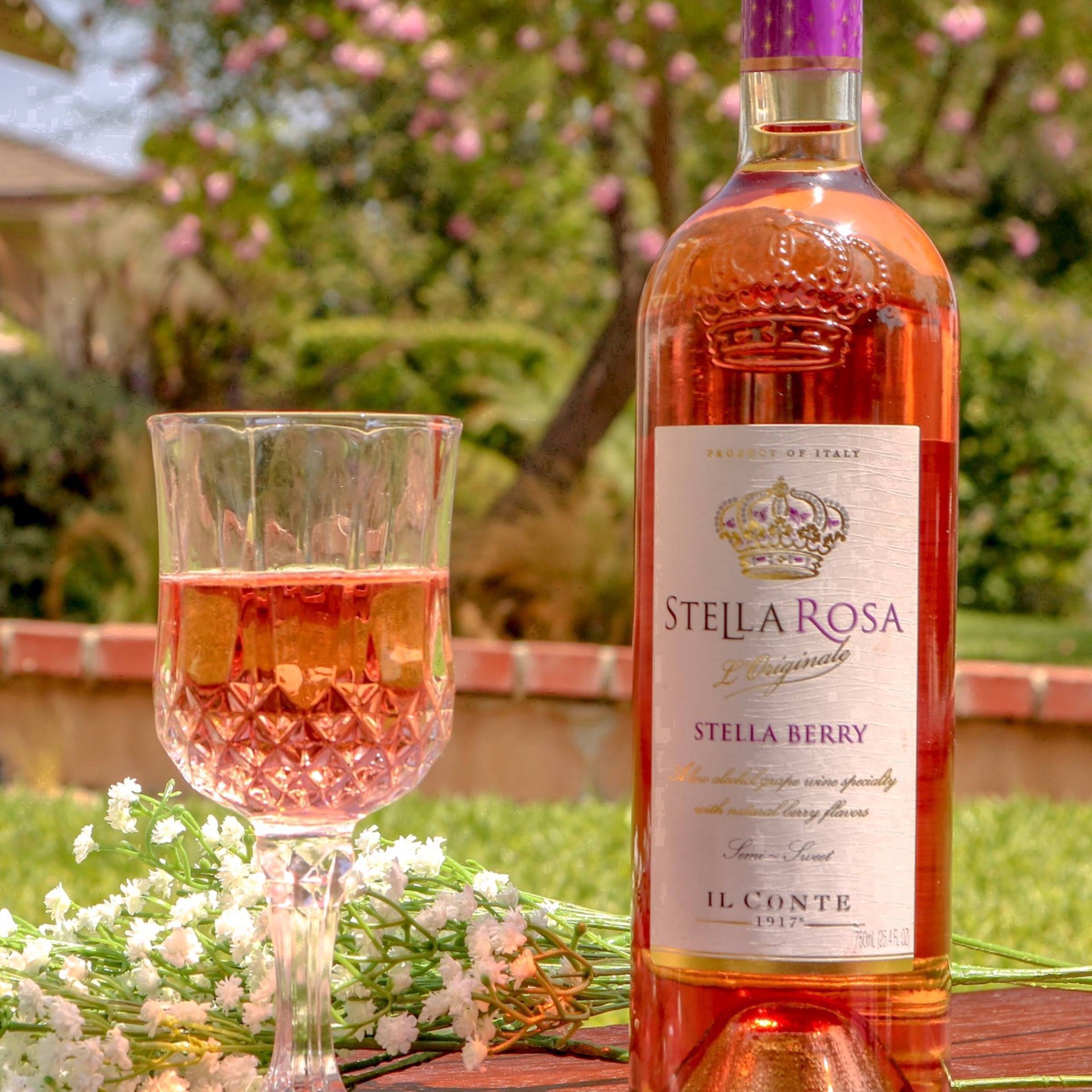 slide 9 of 79, Stella Rosa Berry Semi-Sweet Rose Wine 750 ml, 750 ml