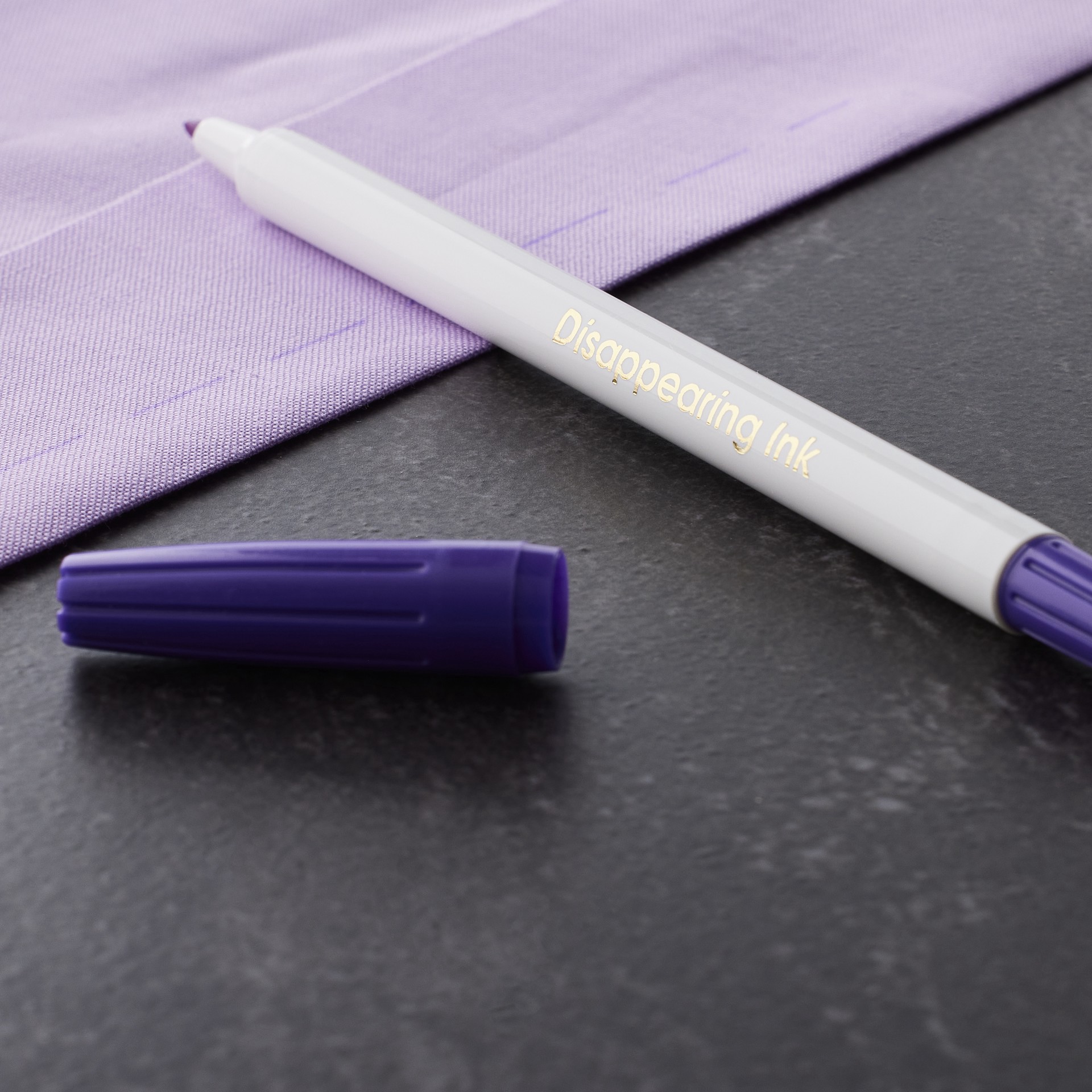 slide 4 of 4, Loops & Threads Disappearing Ink Marking Pen, 1 ct