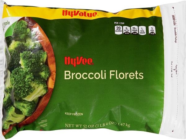 slide 1 of 1, Hy-Vee Broccoli Florets, 52 oz