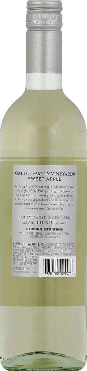slide 3 of 3, Gallo Family Vineyards White Wine, 750 ml